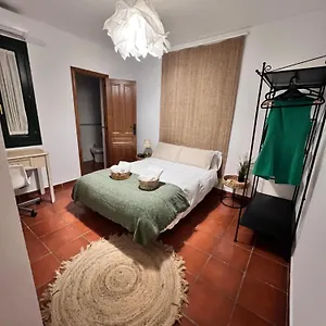 https://apartamento-la-rana.es-andalucia.com